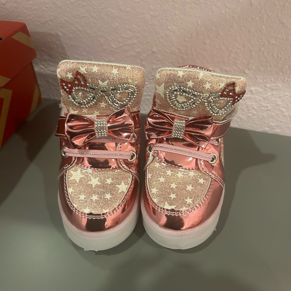 Toddler shoes